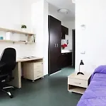 Cx Tor Vergata 아파트호텔 로마